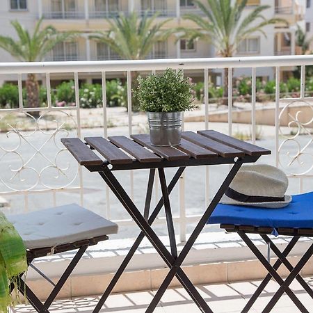 Paphos Love Nest Apartment Exteriör bild